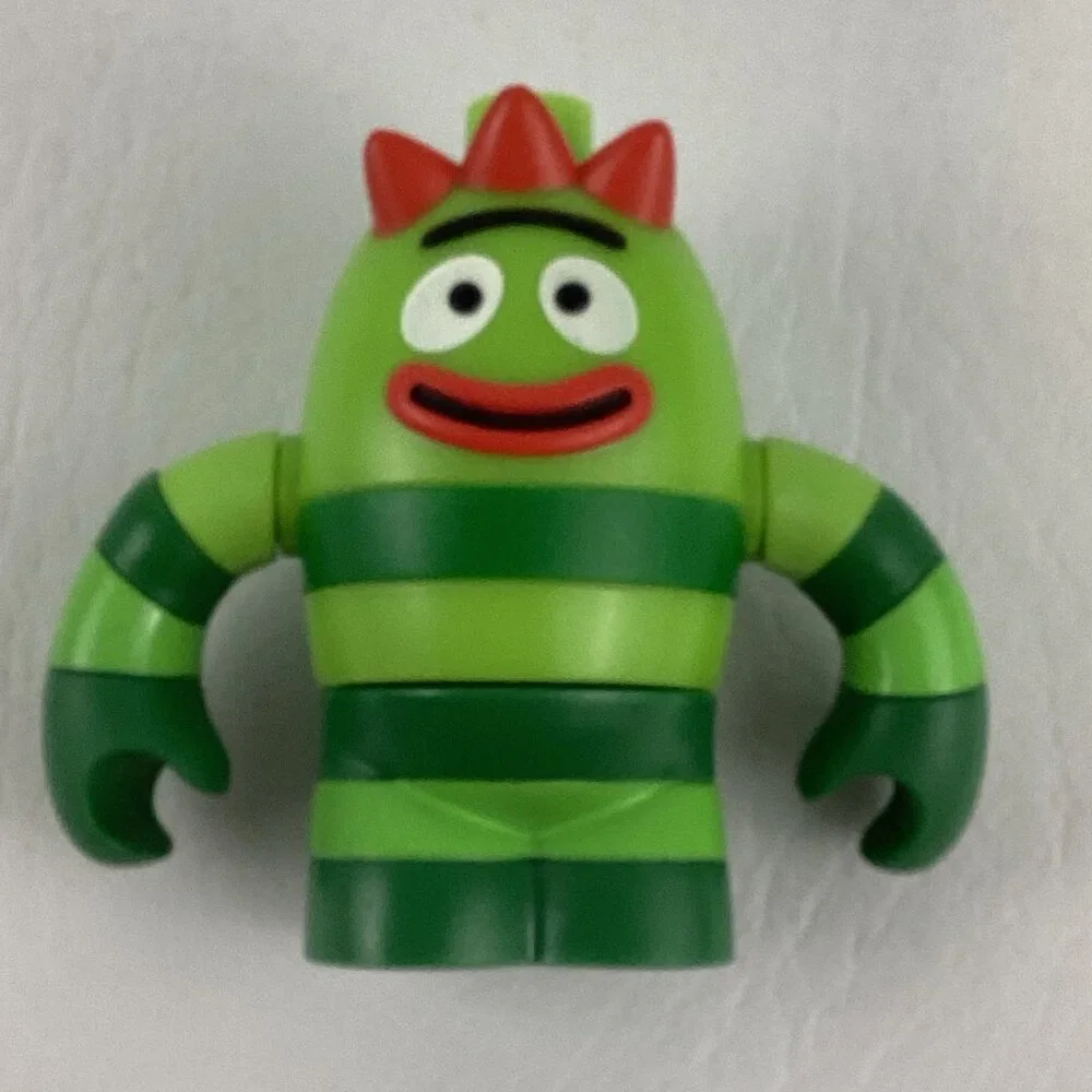 Mega Bloks Yo Gabba Gabba Brobee Action Figure Building Toy Broccoli Bee